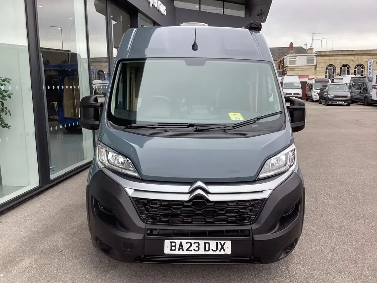 Used Citroën Relay 140 HP (102 kW) 2023 Grey Van