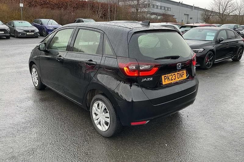 Used Honda Jazz Hybrid 109 HP (80 kW) 2023 Crystal black Hatchback