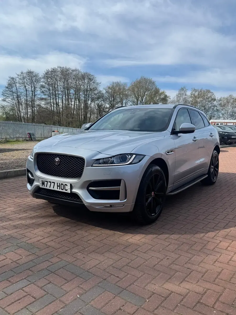 Used Jaguar F-Pace R-Sport 240 HP (176 kW) 2018 Silver SUV