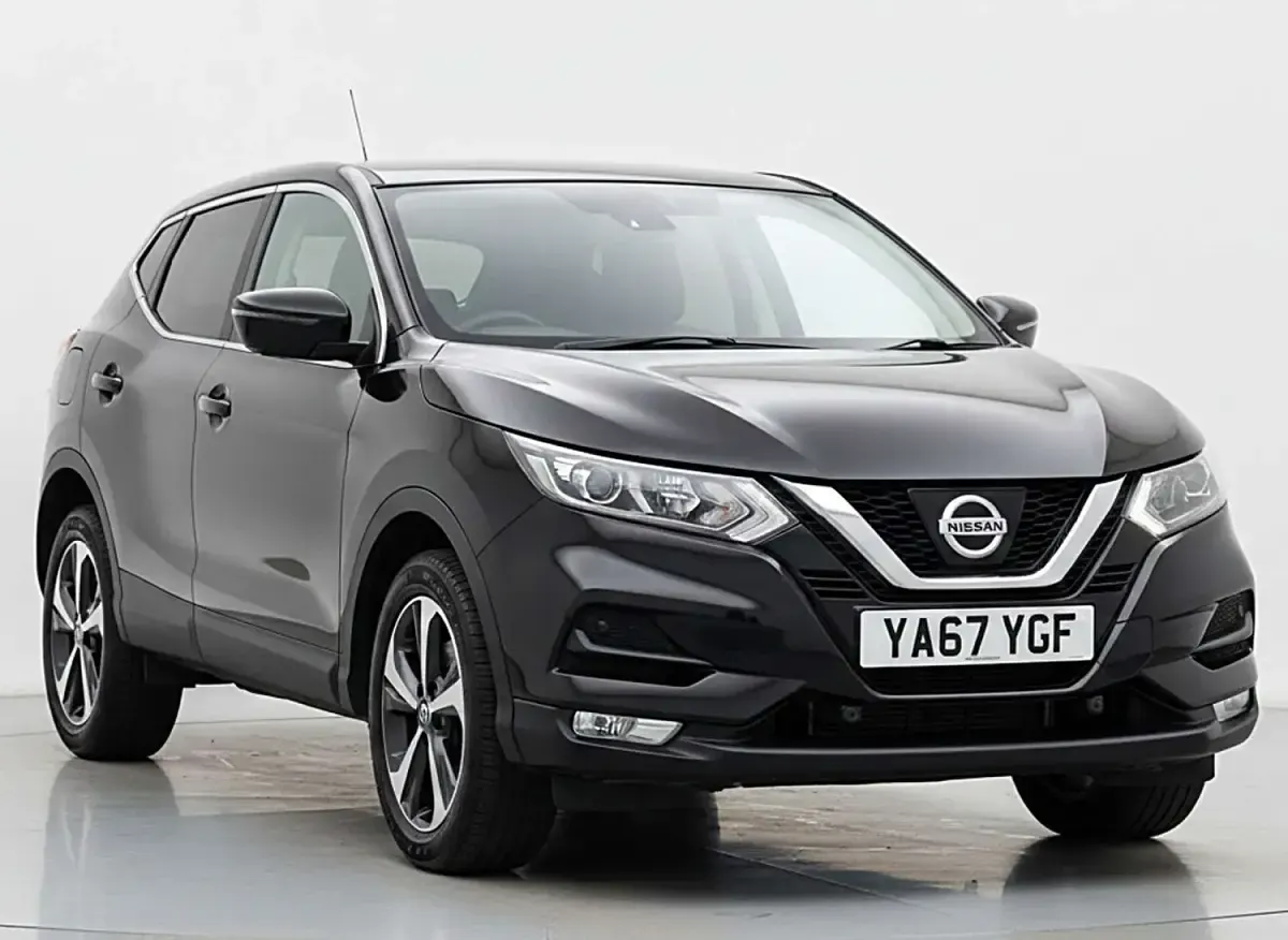 Used Nissan Qashqai Acenta 110 HP (80 kW) 2017 Black SUV