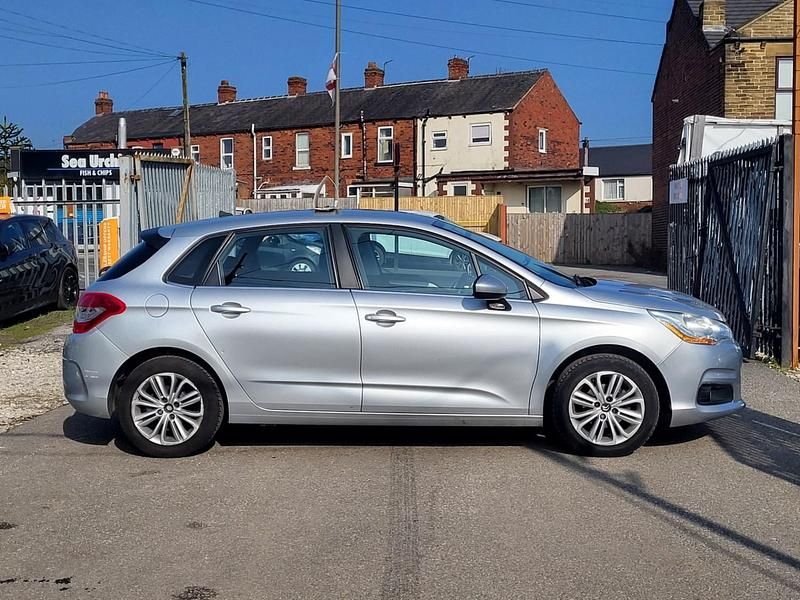 Used Citroën C4 VTR Sport 2014 Silver Hatchback