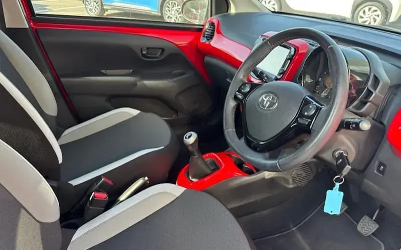 Used Toyota Aygo X-play 69 HP (50 kW) 2016 Red Hatchback