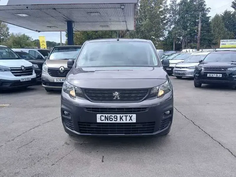 Used Peugeot Partner 2019 Grey MPV
