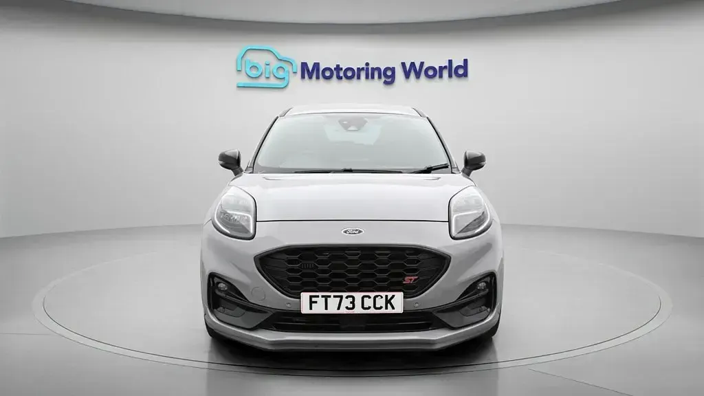 Usado Ford Puma ST 170 HP (125 kW) 2024 Cinzento SUV