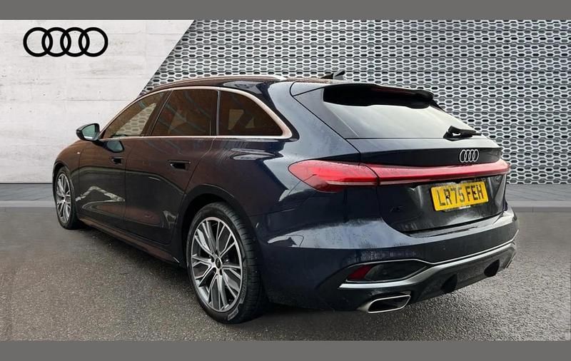 Used Audi A5 S-Line 200 HP (147 kW) 2025 Blue Estate