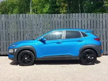Second-hand Hyundai Kona Edition 120 CP (88 kW) 2021 Albastru SUV