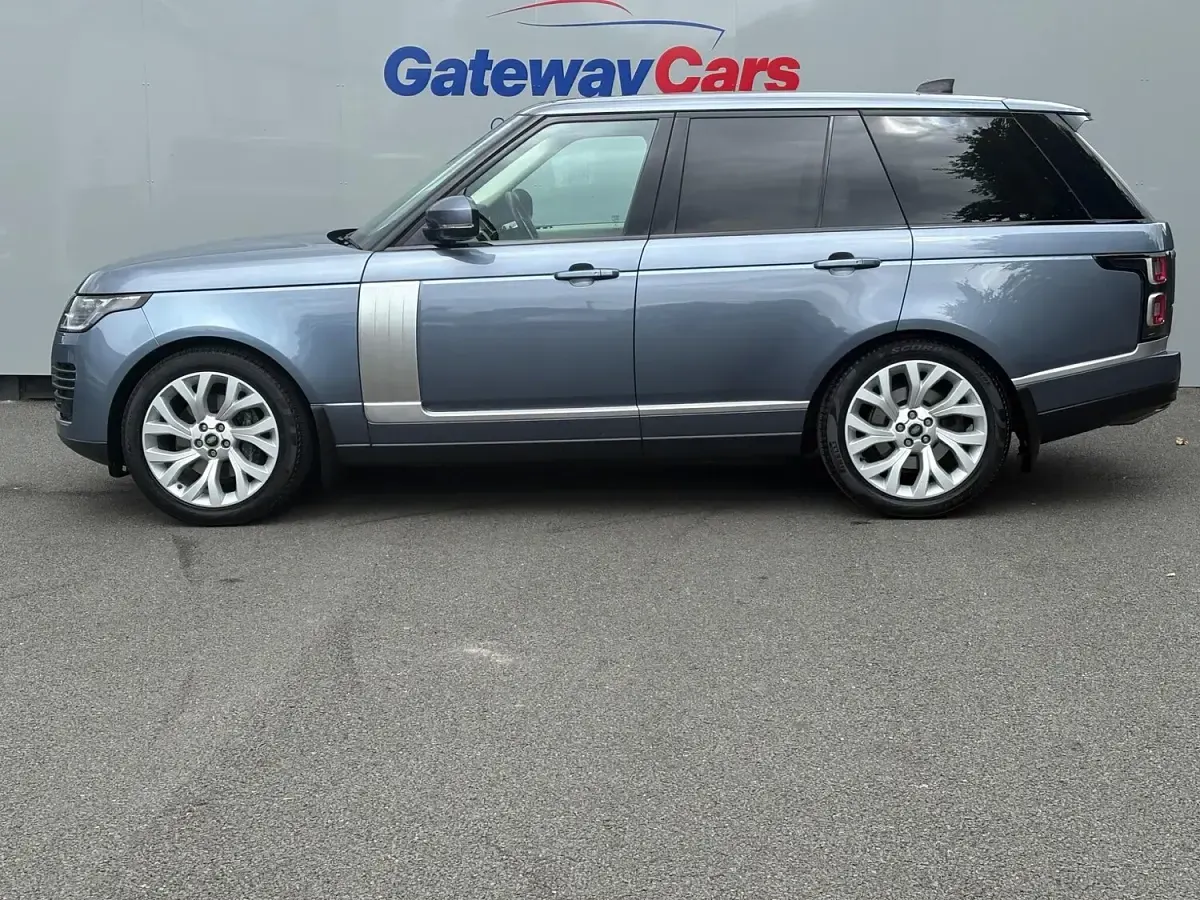 Used Land Rover Range Rover S 300 HP (220 kW) 2021 Blue SUV
