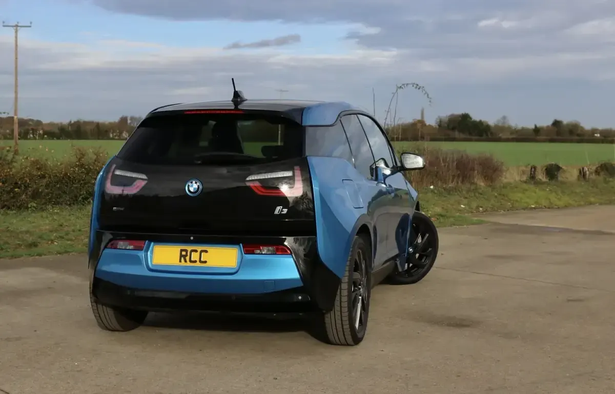 Used BMW i3 125 kW (170 HP) 2017 Blue Hatchback