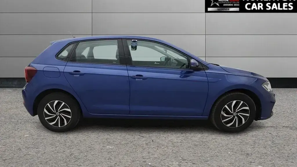 Used VW Polo Life 95 HP (69 kW) 2022 Blue Hatchback