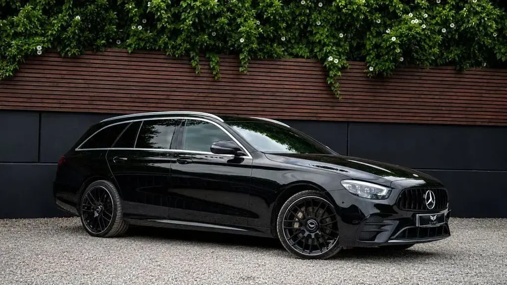 Used Mercedes E300 AMG line 2021 Black Estate