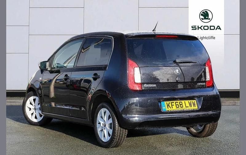 Used Skoda Citigo Colour Edition 58 HP (42 kW) 2019 Deep black pearlescent Hatchback