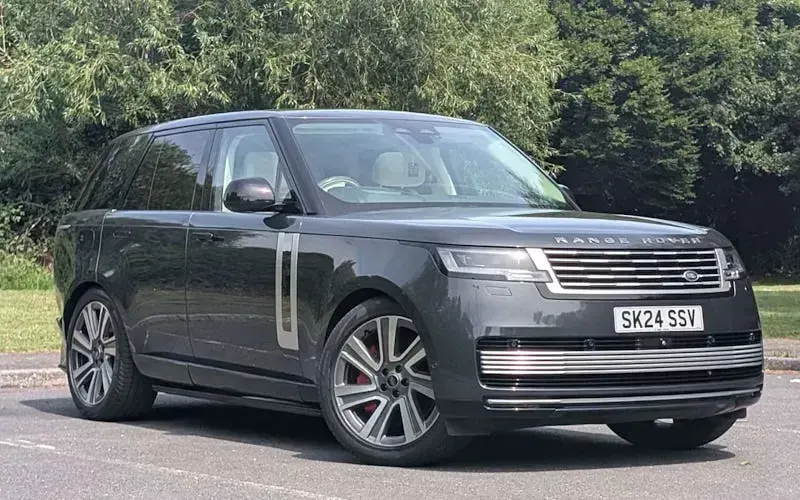 Used Land Rover Range Rover 615 HP (452 kW) 2025 SUV