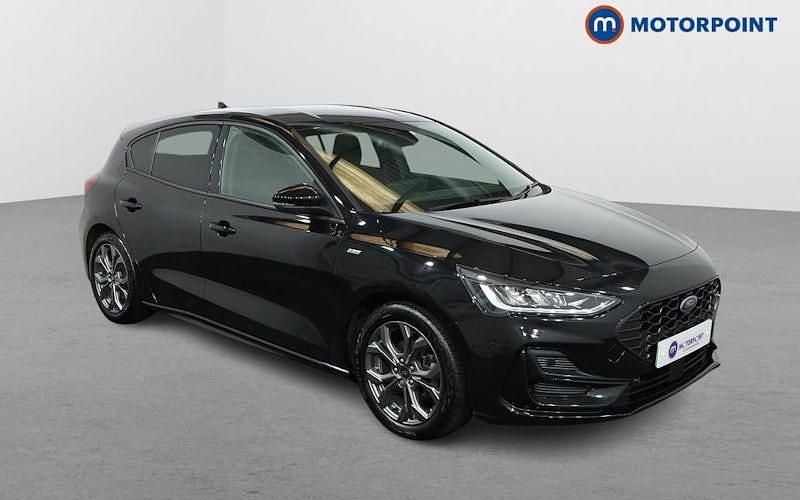 Used 2021 Ford Focus ST-Line Hatchback | £14,999 (Fair price) - Image 1/4