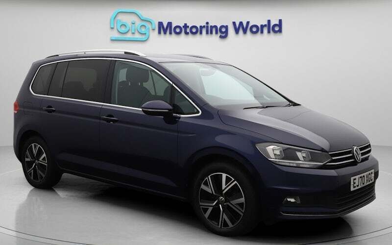 Used 2025 VW Touran SEL MPV | £18,600 (Super price) - Image 1/4