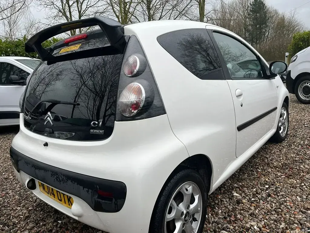Used Citroën C1 Platinum 2014 White Hatchback