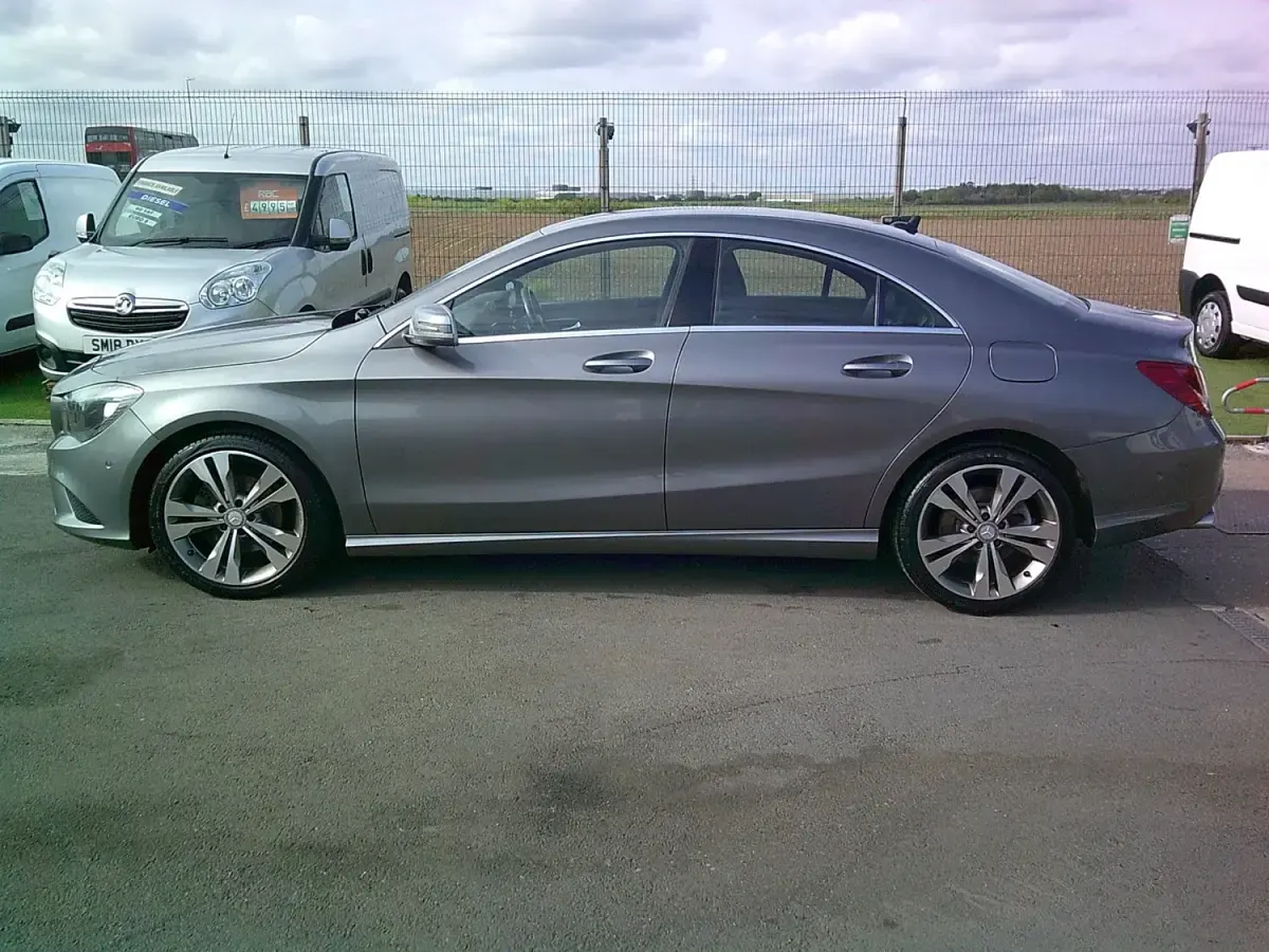 Used Mercedes CLA220 170 HP (125 kW) 2013 Grey Sedan