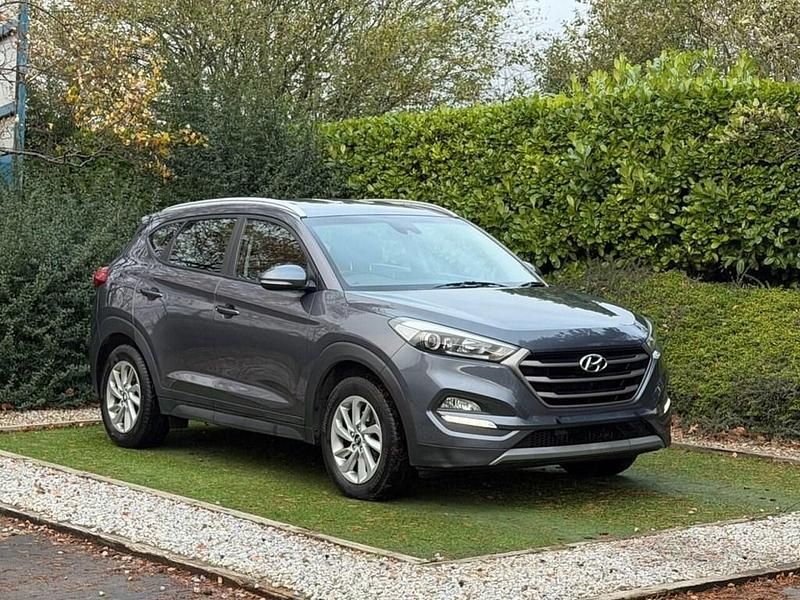 Grey Used 2017 Hyundai Tucson SE SUV | £7,495 (Good price) - Image 1/4