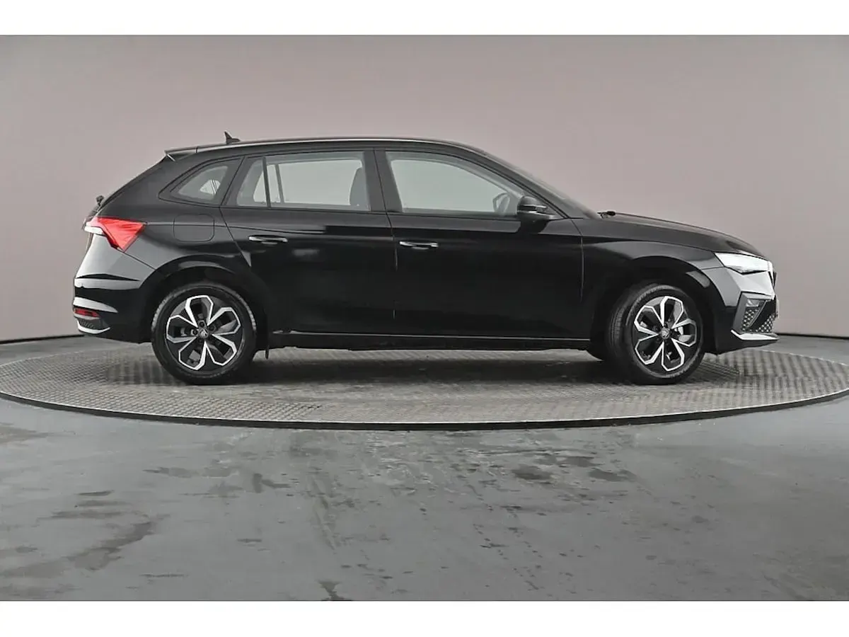 Used Skoda Scala SE 113 HP (83 kW) 2025 Black magic pearl effect Hatchback