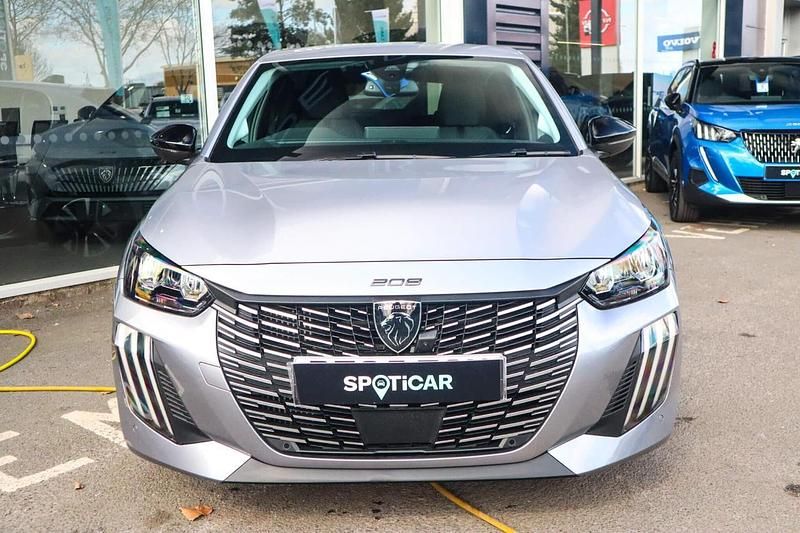 Used Peugeot 208 Allure 101 HP (74 kW) 2025 Grey Hatchback