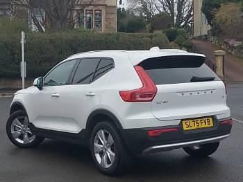 New Volvo XC40 Core 163 HP (119 kW) 2025 White SUV