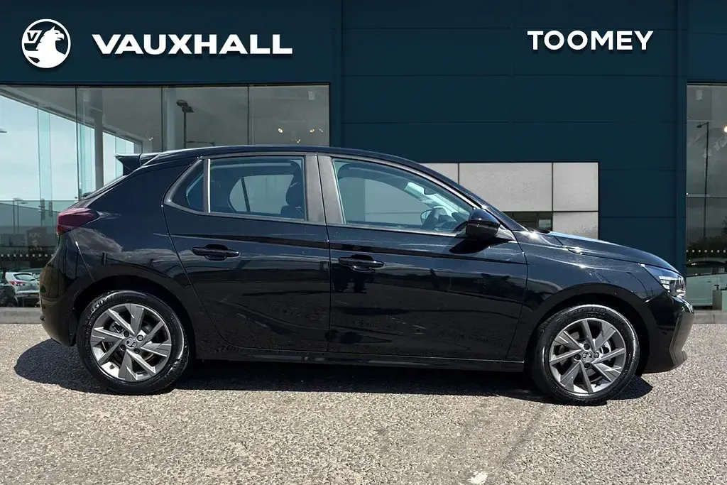 Used Vauxhall Corsa Design Edition 99 HP (72 kW) 2024 Black Hatchback