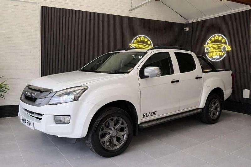 Used Isuzu Pick up 161 HP (118 kW) 2014 White Pickup