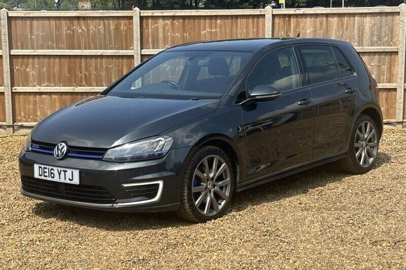 Grey Used 2016 VW Golf VII GTE Hatchback | £8,700 (Good price) - Image 1/1