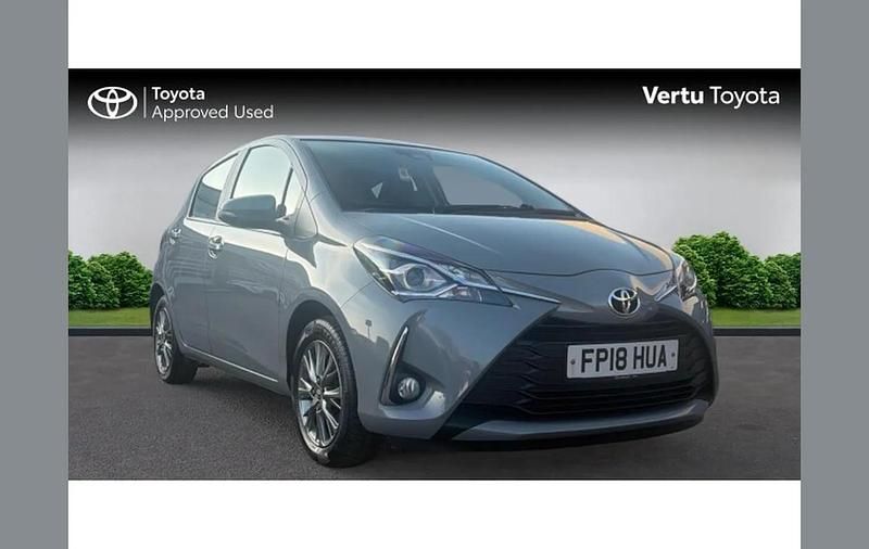 Used Toyota Yaris 111 HP (81 kW) 2018 Grey Hatchback