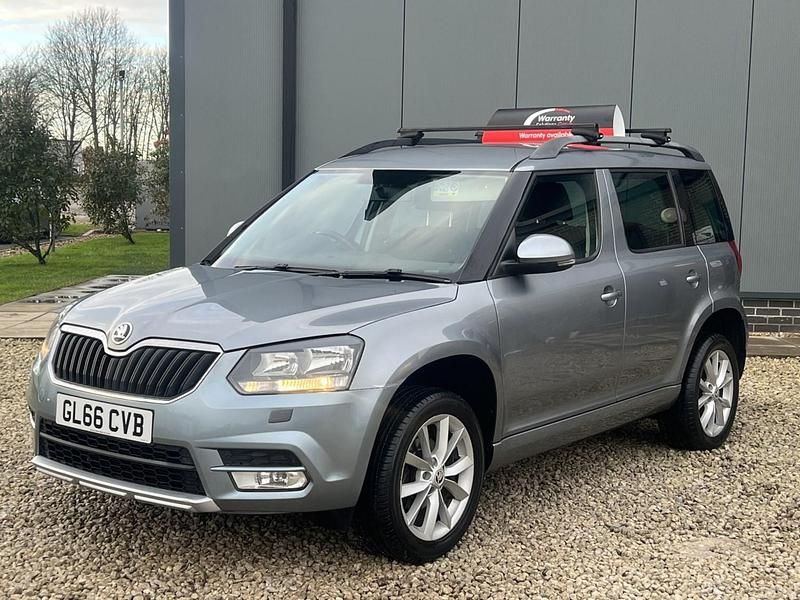Used Skoda Yeti SE 110 HP (80 kW) 2016 Grey SUV