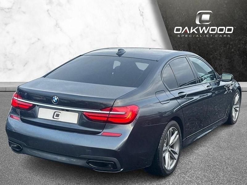 Used BMW 730 M Sport 265 HP (194 kW) 2018 Grey Sedan