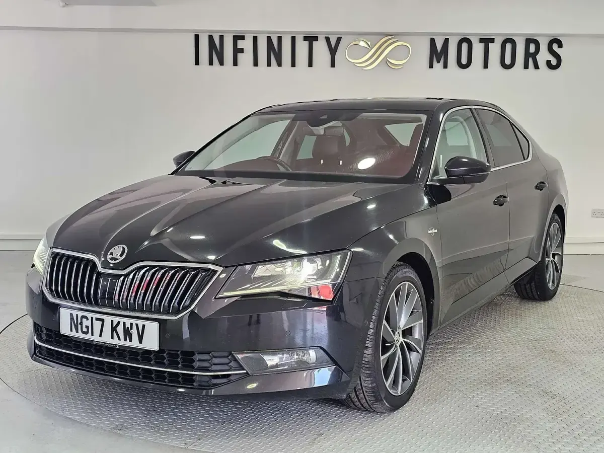 Used Skoda Superb LAURIN & KLEMENT 2017 Black Hatchback