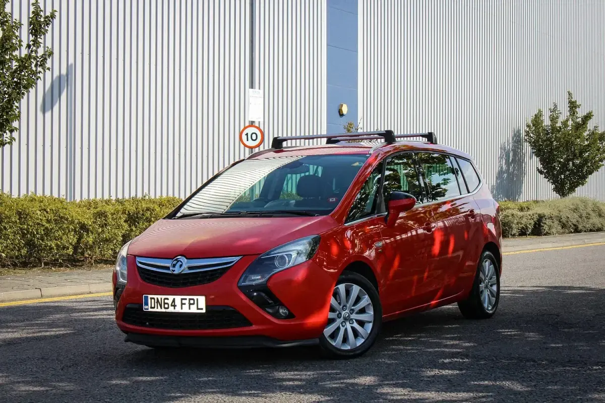 Used Vauxhall Zafira Tourer 2014 Red MPV