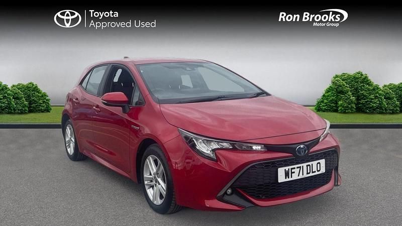Red Used 2021 Toyota Corolla Hatchback | £14,900 (Good price) - Image 1/4