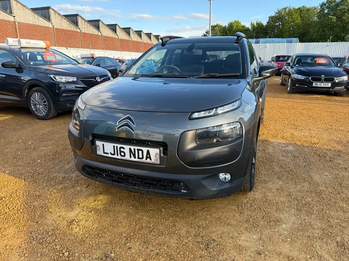 Used Citroën C4 Cactus Flair 82 HP (60 kW) 2016 Grey Hatchback