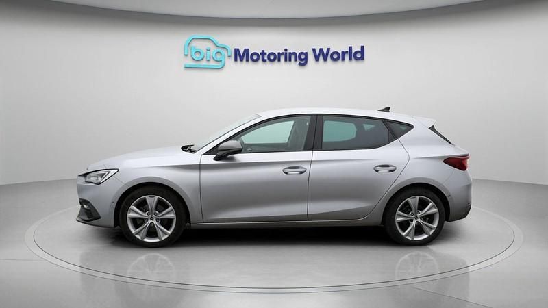 Used Seat Leon FR 131 HP (96 kW) 2022 Silver Hatchback