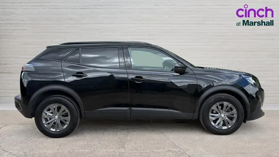 Used Peugeot 2008 Active+ 101 HP (74 kW) 2023 Black SUV