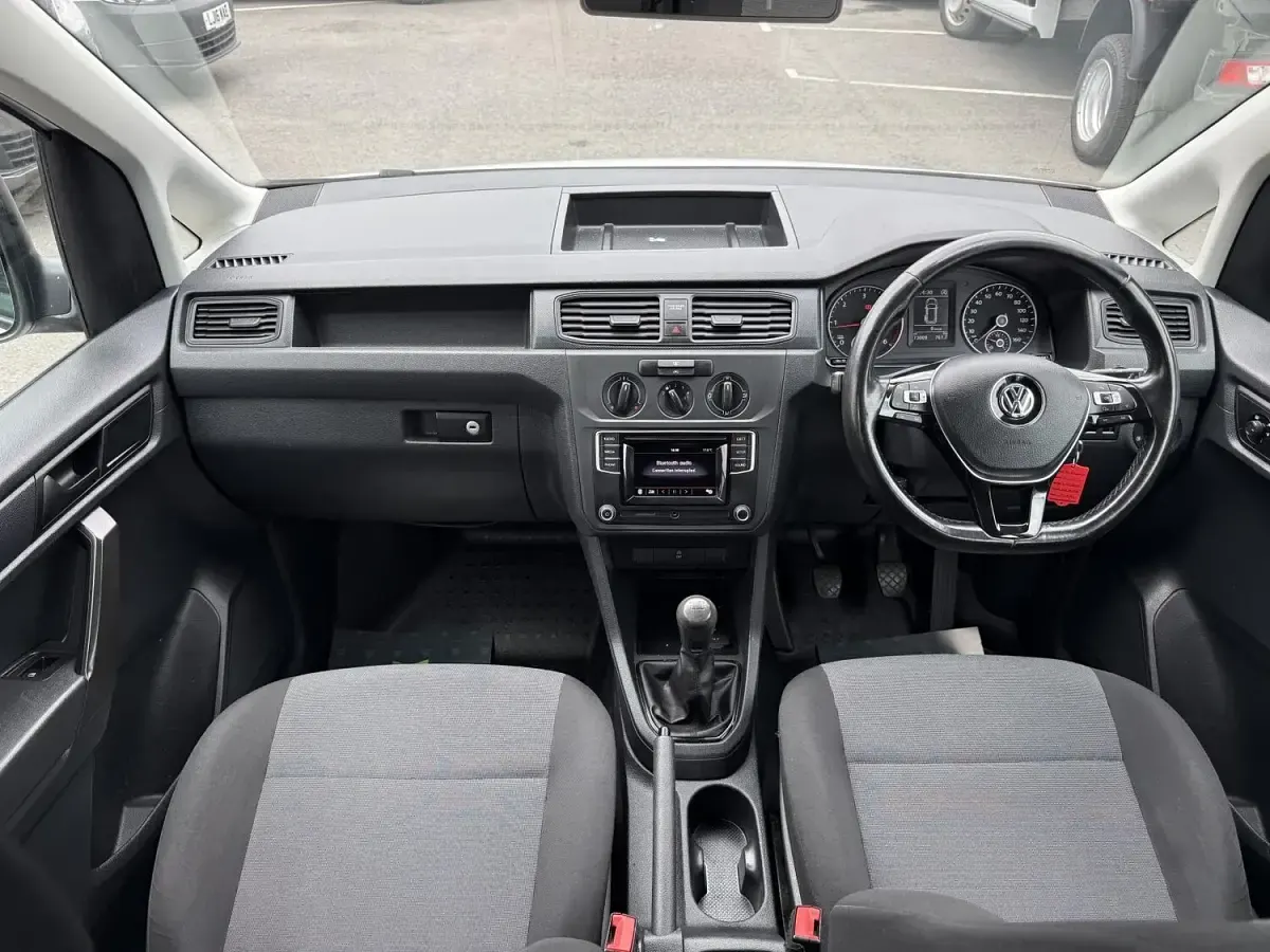 Used VW Caddy 102 HP (75 kW) 2018 White MPV