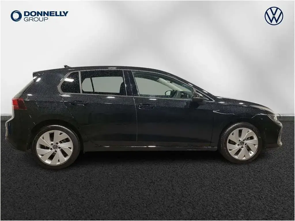 New VW Golf VIII Match 113 HP (83 kW) 2026 Black Hatchback