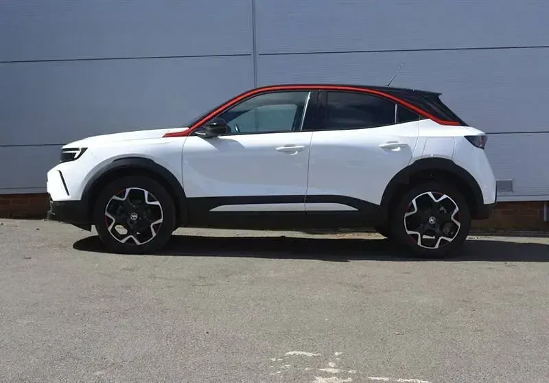 Used Vauxhall Mokka S 136 HP (100 kW) 2023 White SUV