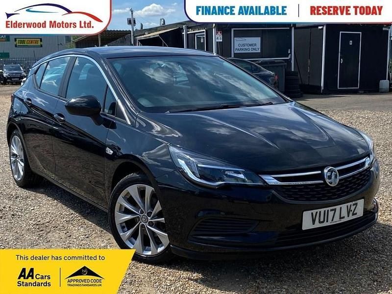 Black Used 2017 Vauxhall Astra S Hatchback | £4,590 (Fair price) - Image 1/4