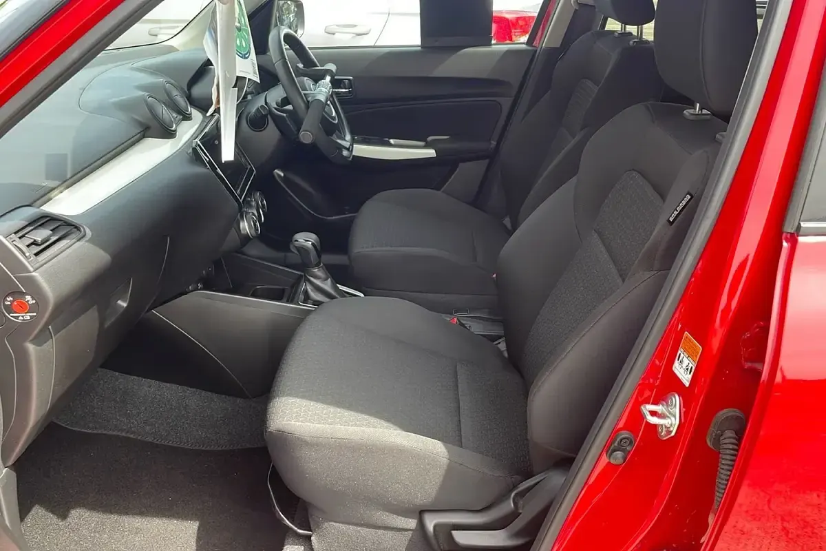 Used Suzuki Swift SZ5 111 HP (81 kW) 2019 Red Hatchback