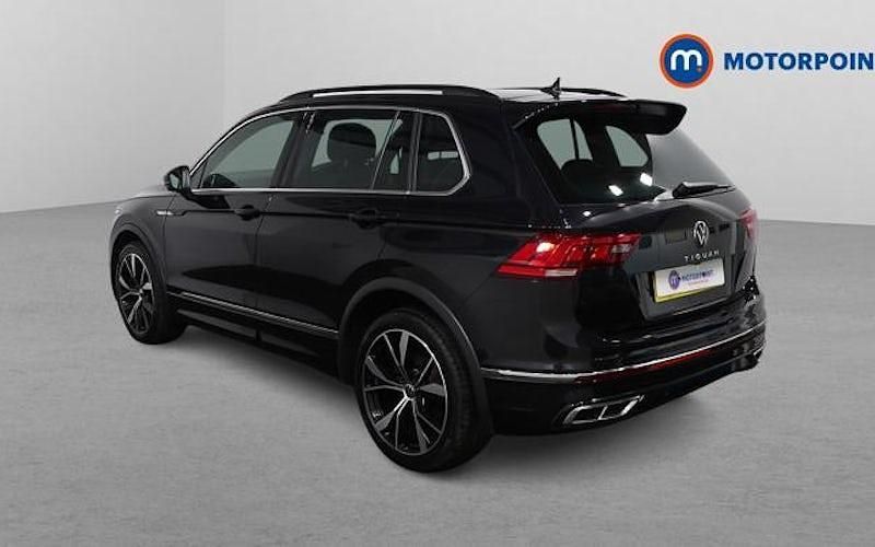 Used VW Tiguan R-line 150 HP (110 kW) 2023 Black SUV
