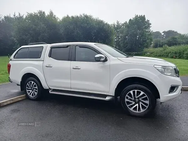 Used Nissan Navara Acenta+ 2016 White Pickup