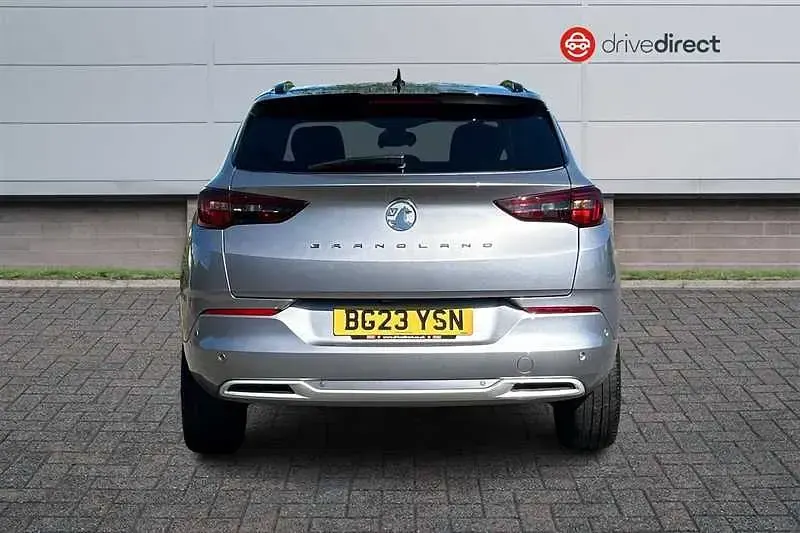 Used Vauxhall Grandland X Elite 130 HP (95 kW) 2023 Grey SUV