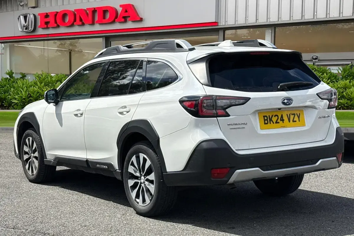 Used Subaru Outback 2024 White Estate