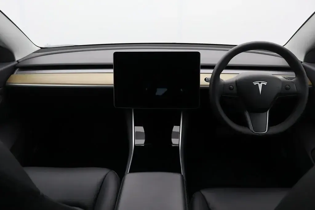 Used Tesla Model 3 Long Range AWD 366 kW (498 HP) 2019 Blue Sedan
