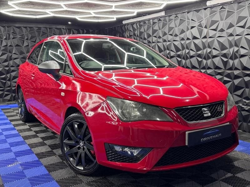 Red Used 2014 Seat Ibiza FR Coupe | £3,995 (Super price) - Image 1/4