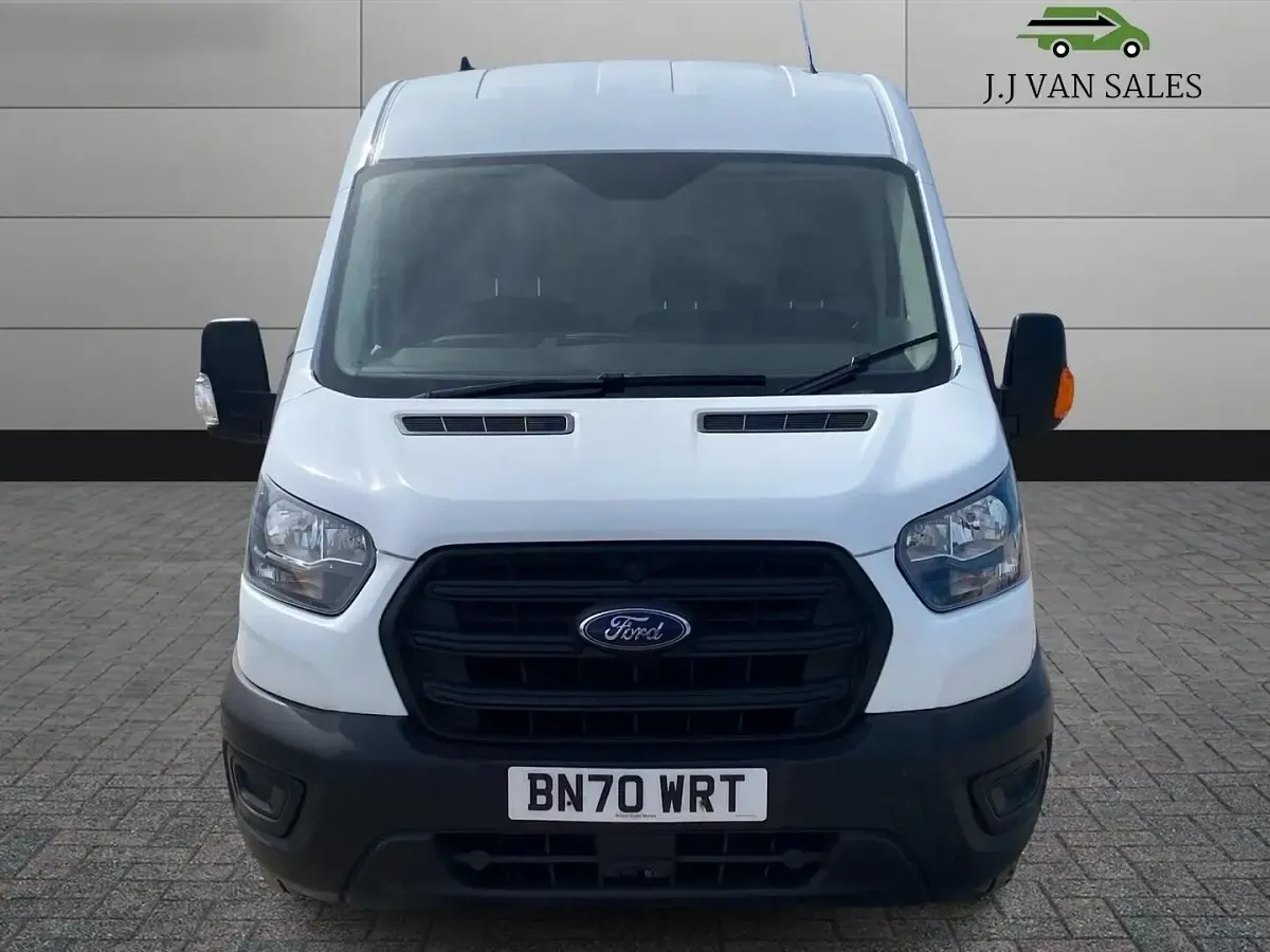 Second-hand Ford Transit 130 CP (95 kW) 2020 Alb Van
