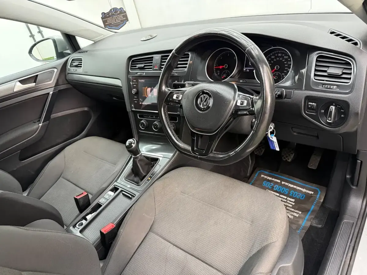 Used VW Golf VII SE 2017 Silver Hatchback