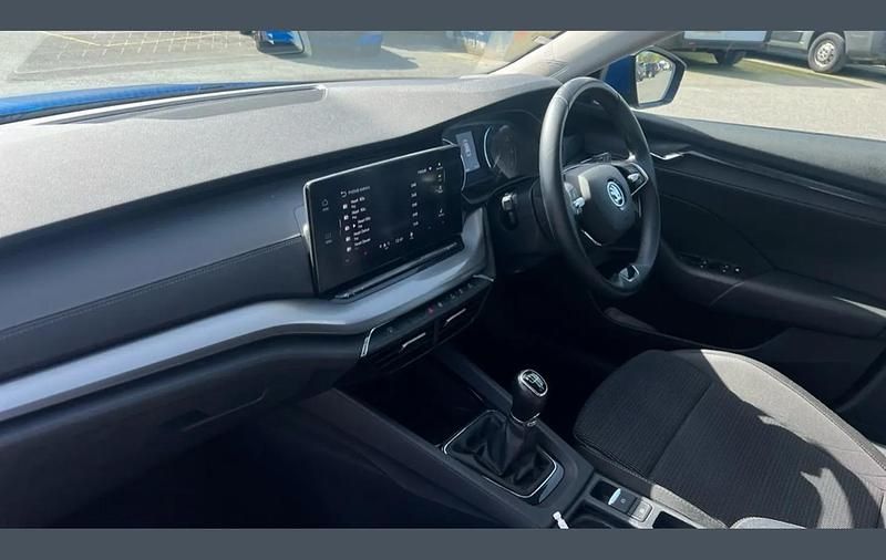 Used Skoda Octavia SE 116 HP (85 kW) 2021 Blue Estate